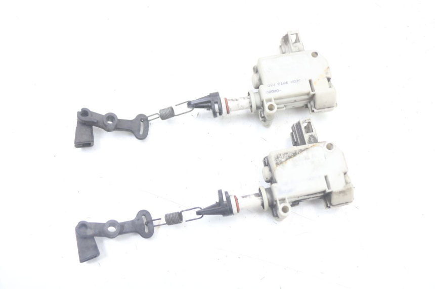 photo de MOTOR DEKSEL OPENING PIAGGIO XEVO - X EVO 125 (2007 - 2017) - Hoofdaanzicht