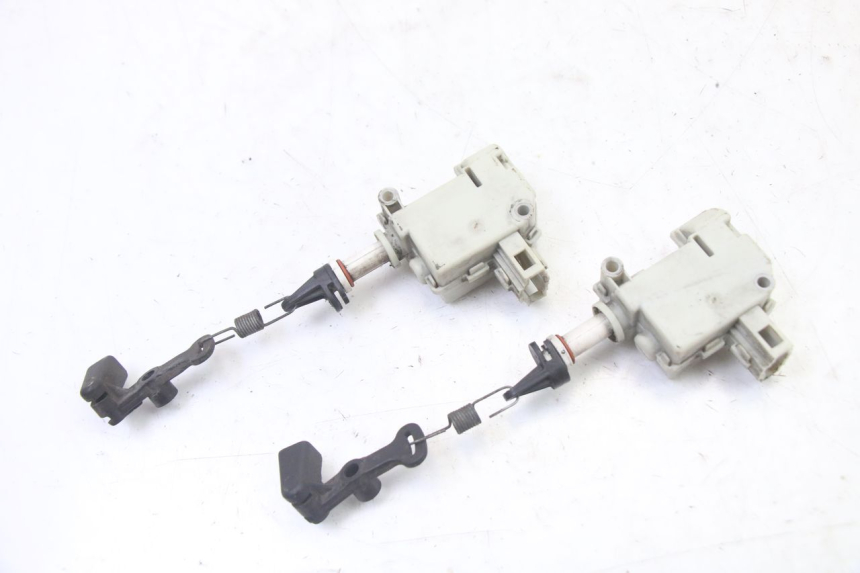 photo de MOTOR DEKSEL OPENING PIAGGIO XEVO - X EVO 125 (2007 - 2017) - Overzicht