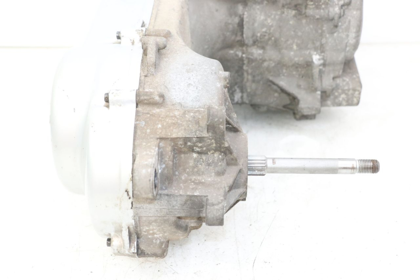 photo de MOTOR PEUGEOT ELYSTAR 125 (2002 - 2007) - Visuele inspectie