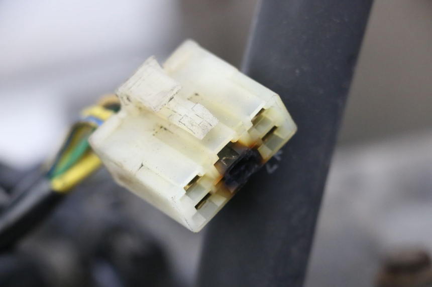 photo de MOTOR PEUGEOT ELYSTAR 125 (2002 - 2007) - Zoom op gebruiksstaat