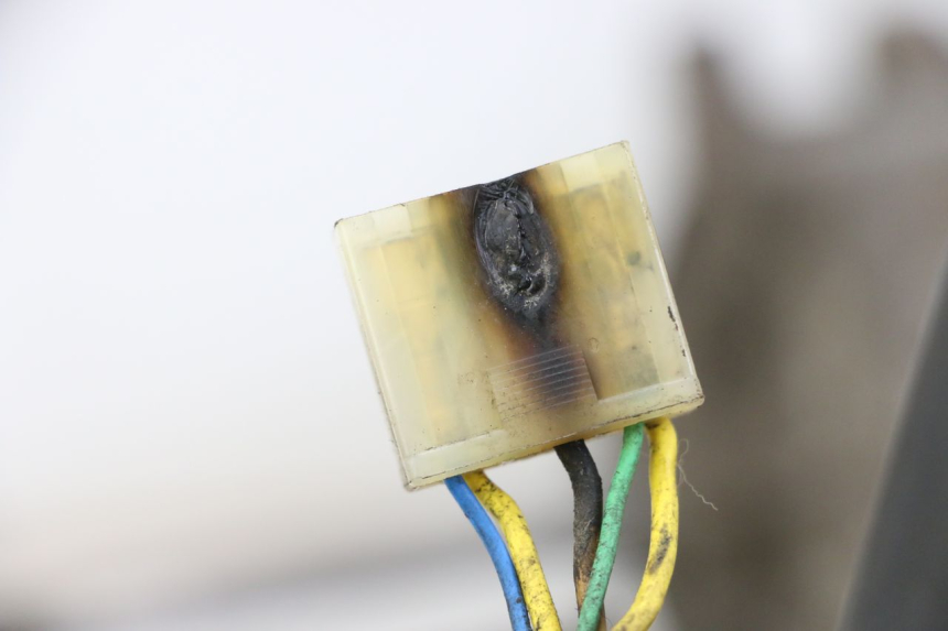 photo de MOTOR PEUGEOT ELYSTAR 125 (2002 - 2007) - Andere kijkhoek