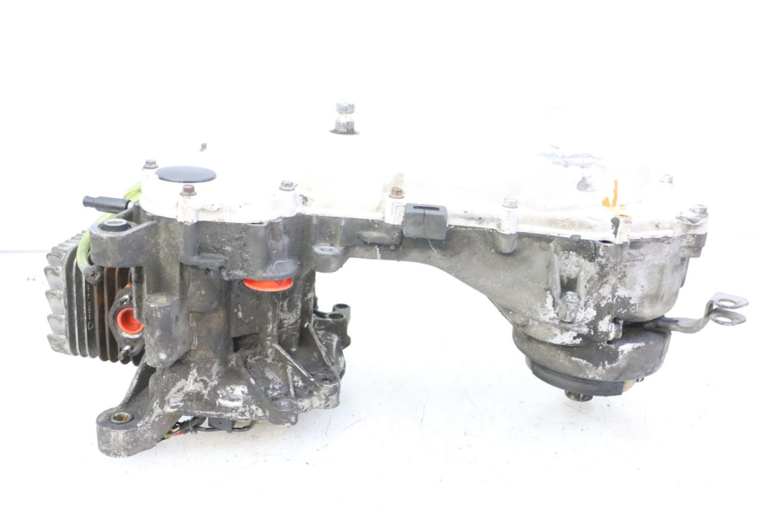 photo de MOTOR PIAGGIO VESPA LX 2T 50 (2005 - 2013) - Alternatieve hoek