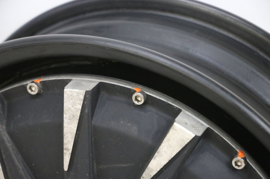 photo de MOTOR EFUN PUSA 1 - Visuele inspectie