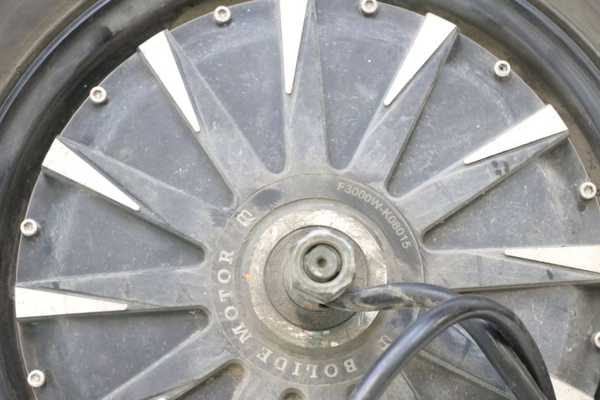 photo de MOTOR EFUN PUSA 1 - Technische close-up
