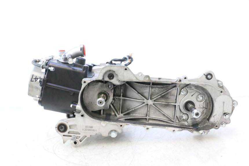 photo de MOTOR JM MOTORS R-MAX TECH 50 (2024 - 2026) - Hoofdaanzicht