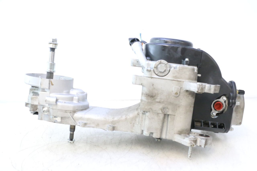 photo de MOTOR JM MOTORS R-MAX TECH 50 (2024 - 2026) - Bevestigingspunten