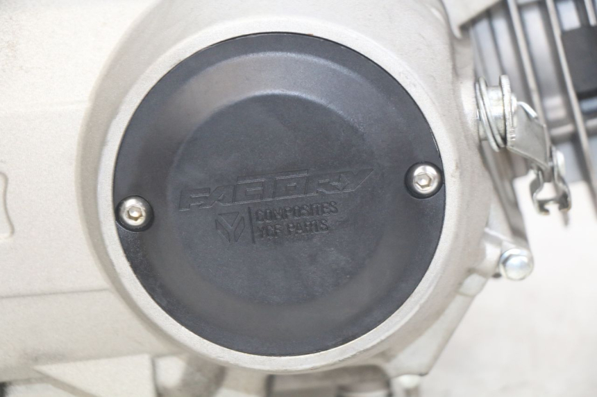 photo de MOTOR YCF R-START 125 - Gecontroleerd onderdeel