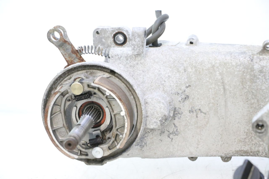 photo de MOTOR YIYING RETRO 125 (2008 - 2018) - Focus op structuur