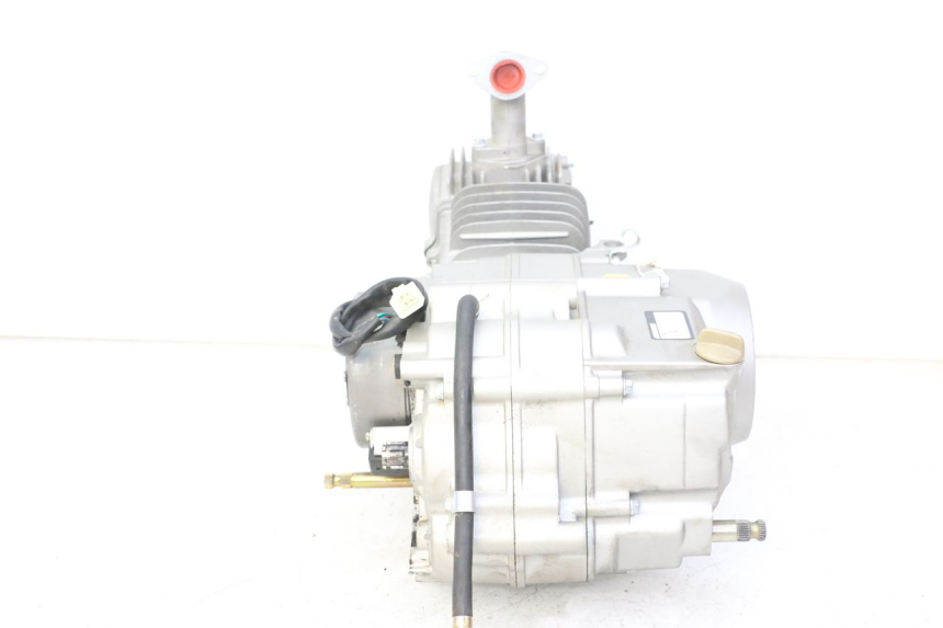photo de MOTOR APOLLO RFZ 125 - Visuele inspectie