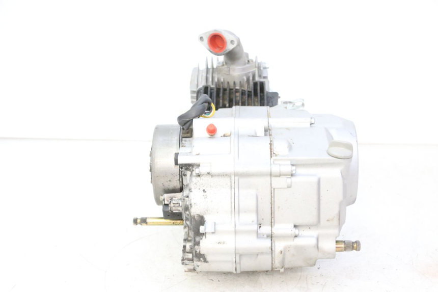 photo de MOTOR APOLLO RFZ 125 - Detailaanzicht