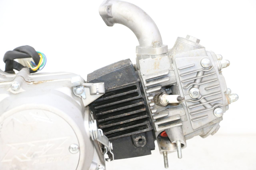 photo de MOTOR APOLLO RFZ 125 - Markeringen en referenties