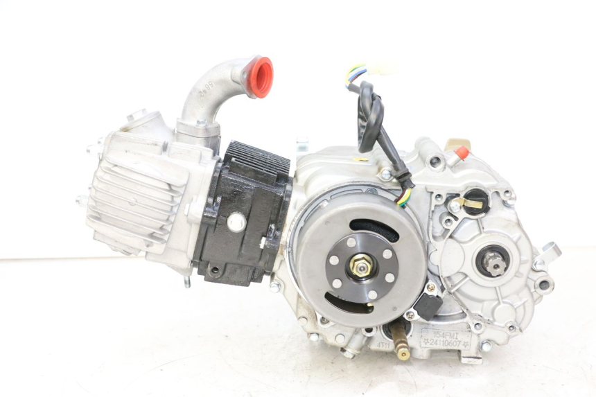 photo de MOTOR APOLLO RFZ 125 - Hoofdaanzicht
