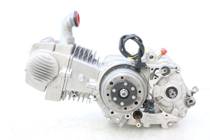 photo de MOTOR APOLLO RFZ 150 - Hoofdaanzicht