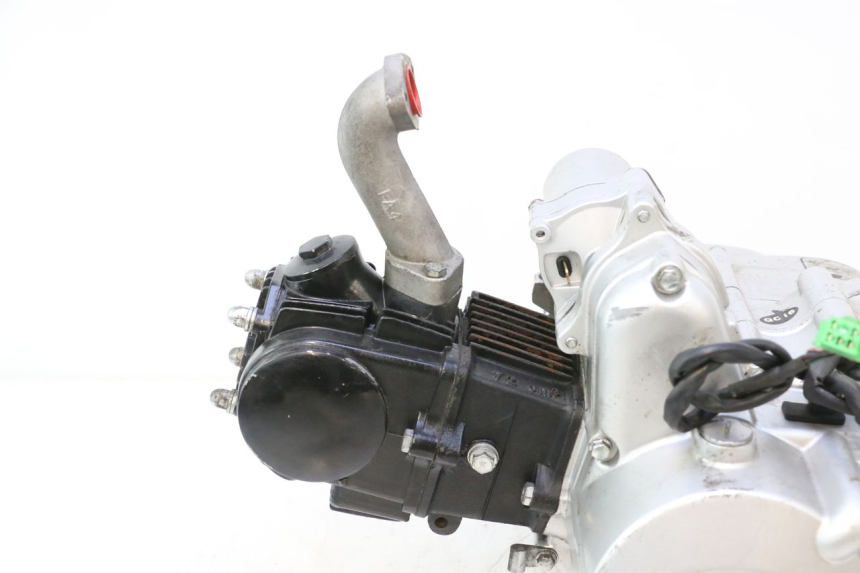 photo de MOTOR YAMASAKI ROADSTER 50 (2013 - 2018) - Alternatieve hoek
