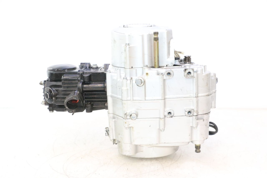 photo de MOTOR YAMASAKI ROADSTER 50 (2013 - 2018) - Bevestigingspunten