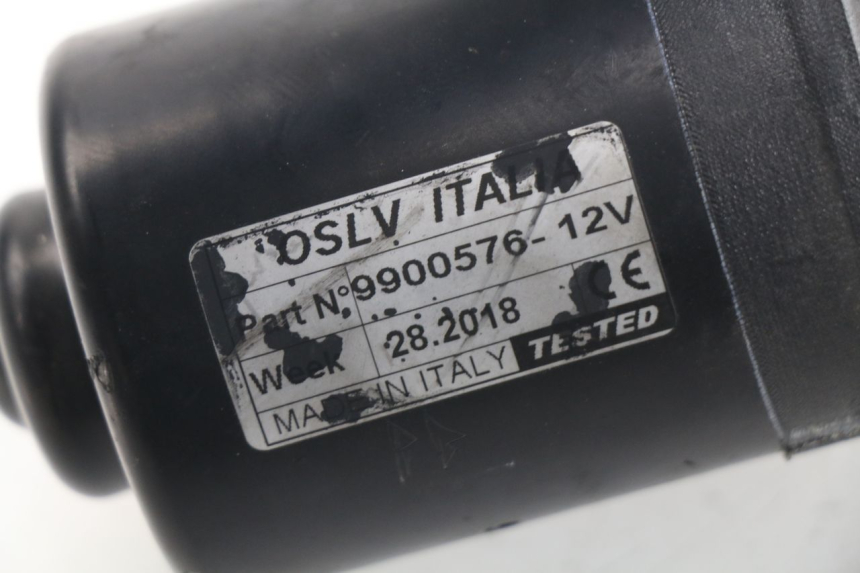 photo de ROLL LOCK MOTOR PEUGEOT METROPOLIS 400 (2017 - 2020) - Zoom op gebruiksstaat