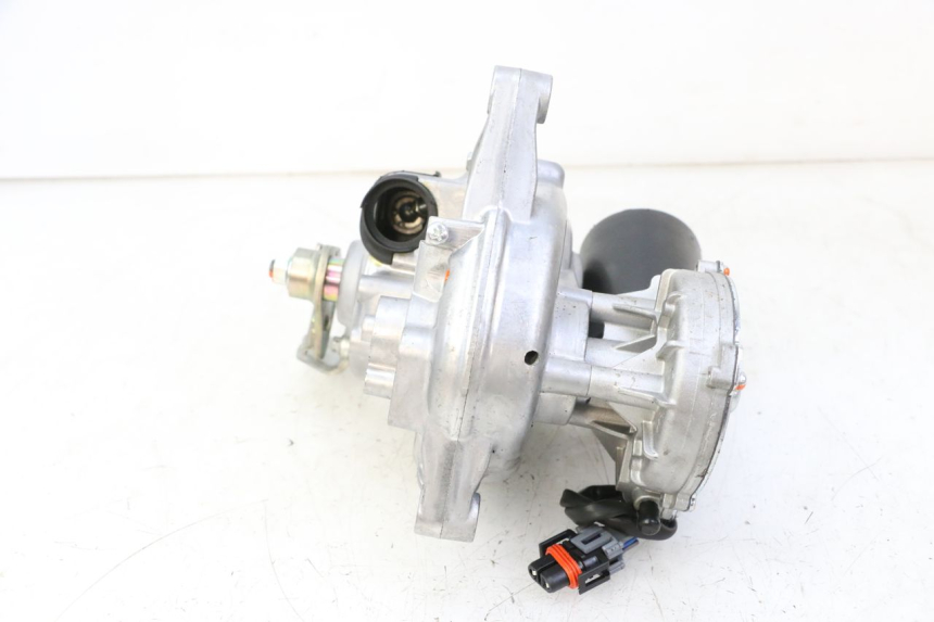 photo de ROLL LOCK MOTOR PIAGGIO MP3 HPE 310 (2024 - 2025) - Detailaanzicht