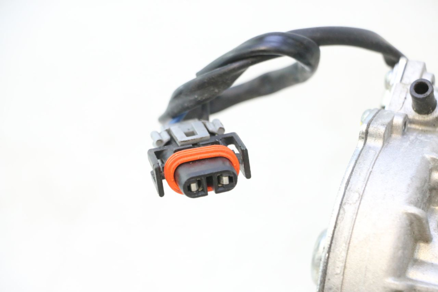 photo de ROLL LOCK MOTOR PIAGGIO MP3 HPE 530 (2022 - 2026) - Productaanzicht