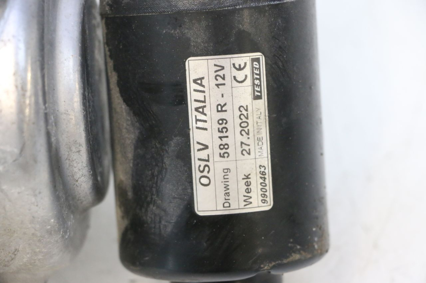 photo de ROLL LOCK MOTOR PIAGGIO MP3 HPE 530 (2022 - 2026) - Detailaanzicht