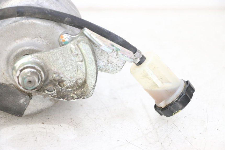 photo de ROLL LOCK MOTOR PIAGGIO MP3 LT 300 (2010 - 2016) - Focus op structuur