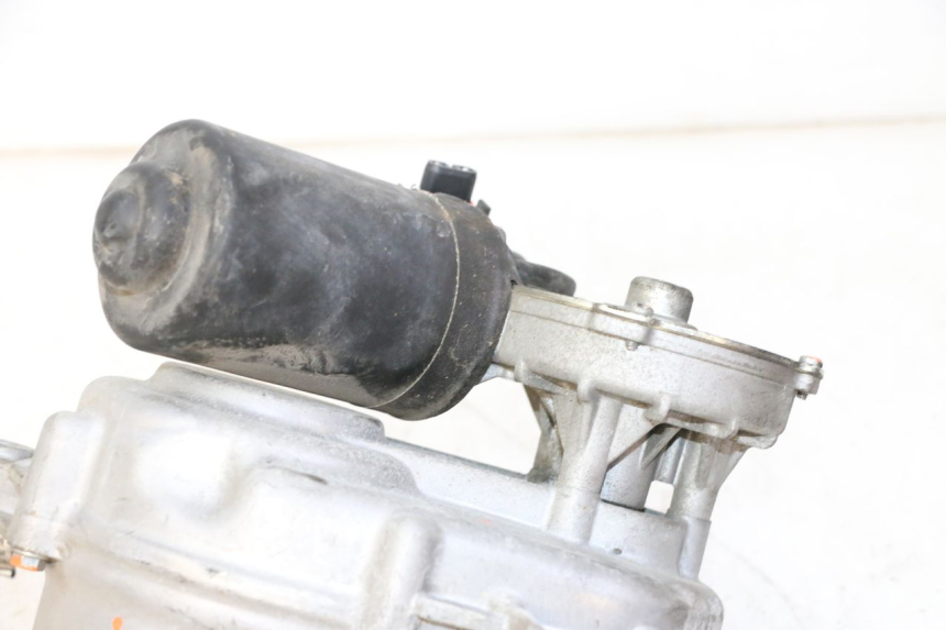 photo de ROLL LOCK MOTOR PIAGGIO MP3 LT 300 (2010 - 2016) - Bevestigingspunten