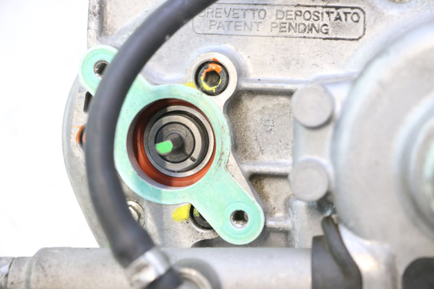 photo de ROLL LOCK MOTOR PIAGGIO MP3 LT 300 (2010 - 2016) - Aanvullende foto