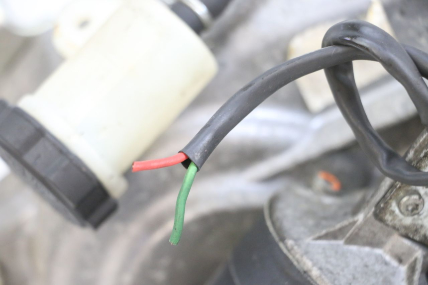 photo de ROLL LOCK MOTOR PIAGGIO MP3 125 (2006 - 2014) - Staat van het oppervlak