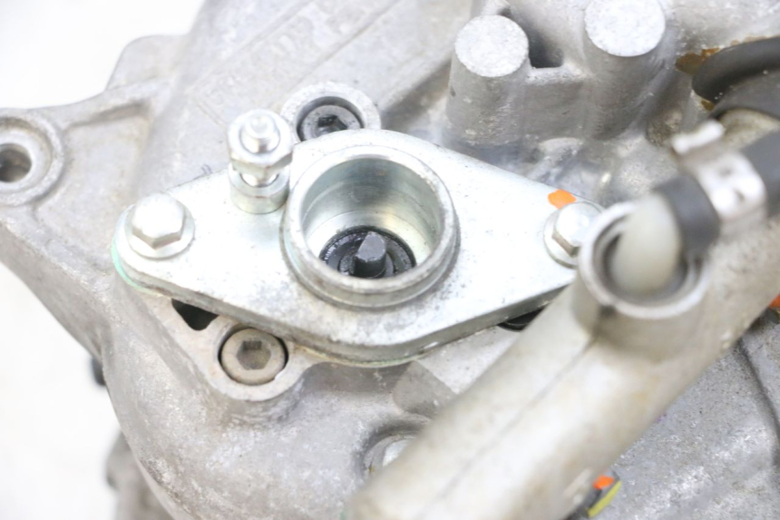 photo de ROLL LOCK MOTOR PIAGGIO MP3 500 (2016 - 2018) - Overzicht