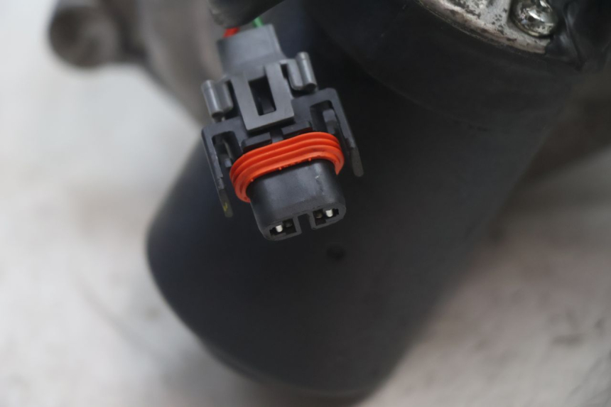photo de ROLL LOCK MOTOR PIAGGIO MP3 125 (2006 - 2014) - Overzicht