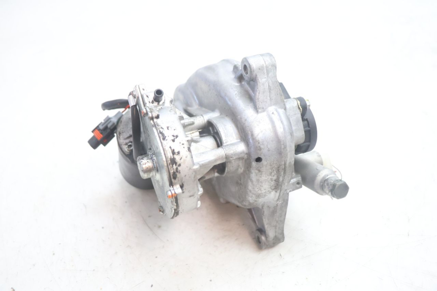 photo de ROLL LOCK MOTOR PIAGGIO MP3 125 (2006 - 2014) - Bevestigingspunten