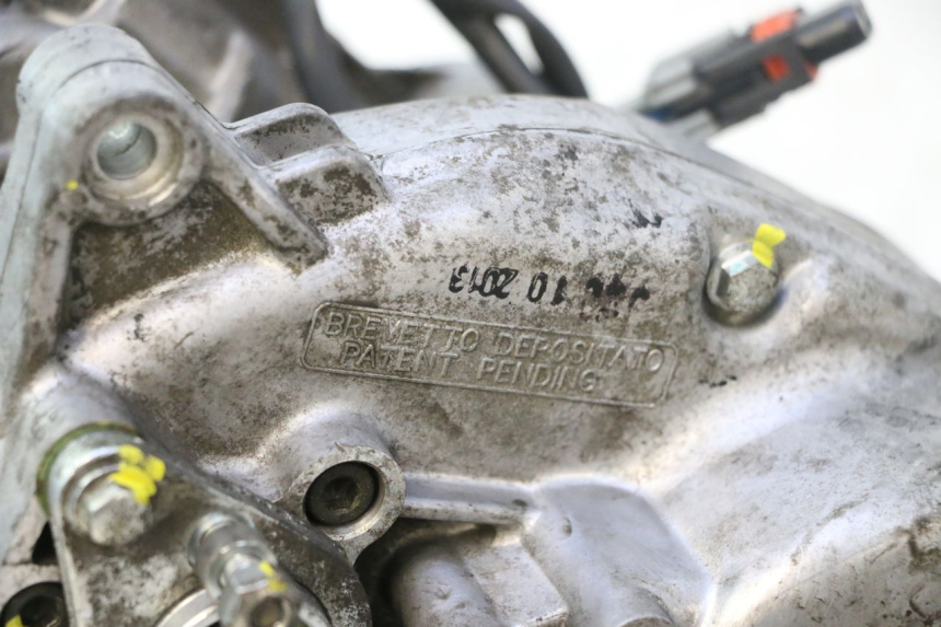 photo de ROLL LOCK MOTOR PIAGGIO MP3 500 (2011 - 2015) - Andere kijkhoek
