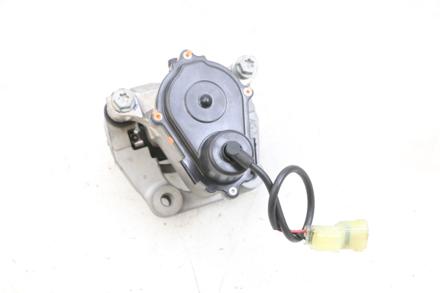 photo de ROLL LOCK MOTOR YAMAHA TRICITY 300 (2020 - 2024) - Hoofdaanzicht