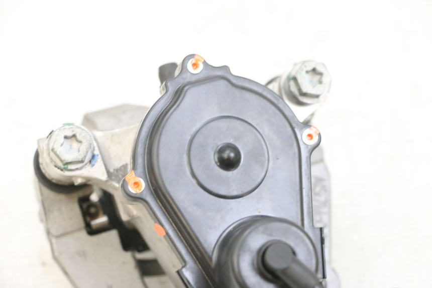 photo de ROLL LOCK MOTOR YAMAHA TRICITY 300 (2020 - 2024) - Productaanzicht