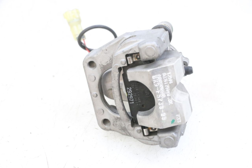 photo de ROLL LOCK MOTOR YAMAHA TRICITY 300 (2020 - 2024) - Bevestigingspunten