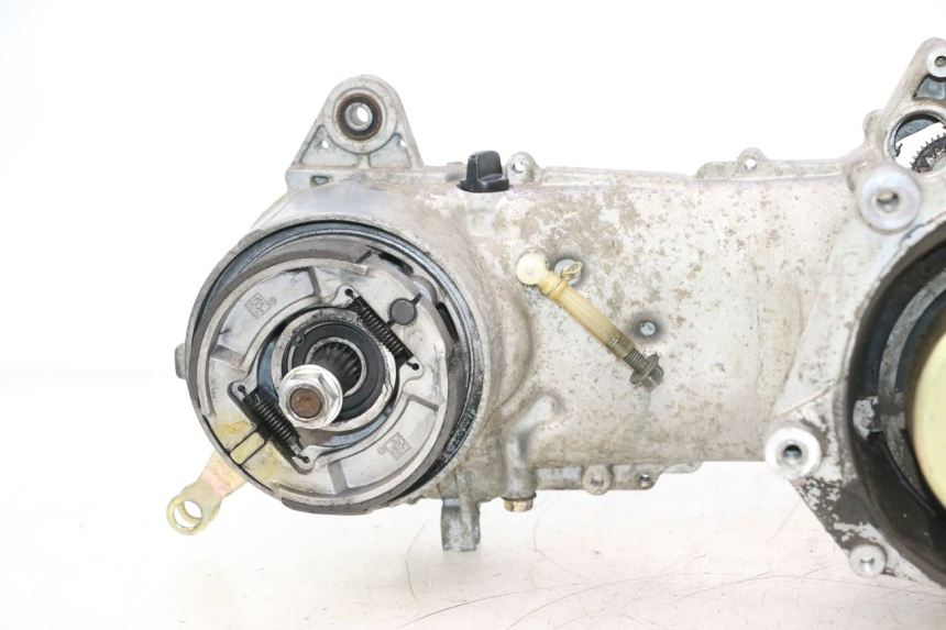 photo de MOTOR TNT MOTOR ROMA 10' 2T 50 (2011 - 2018) - Zoom op componenten