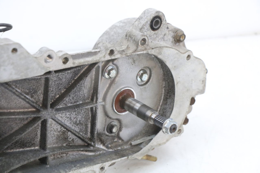 photo de MOTOR TNT MOTOR ROMA 10' 4T 50 (2007 - 2018) - Zoom op gebruiksstaat