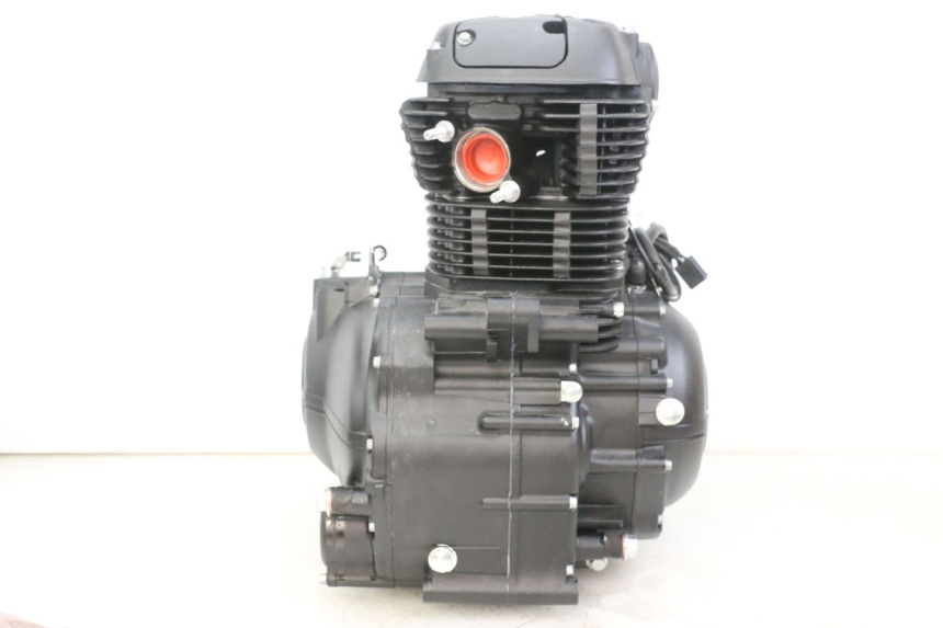 photo de MOTOR ROYAL ENFIELD SCRAM 411 (2022 - 2024) - Detailaanzicht