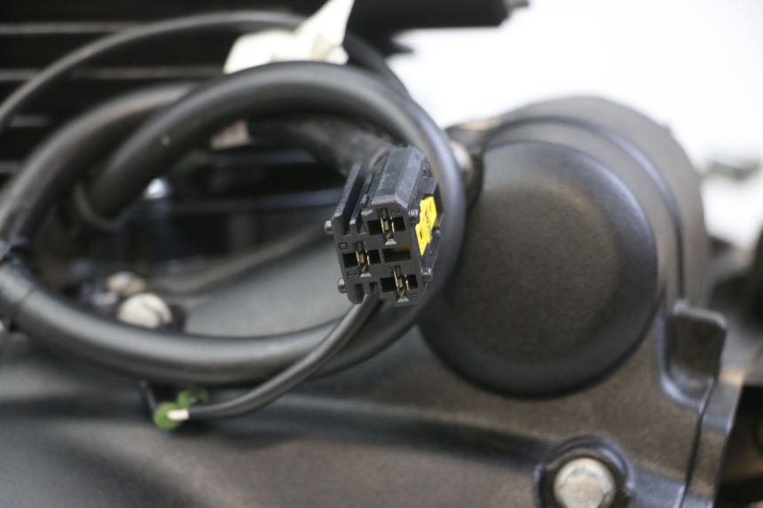 photo de MOTOR ROYAL ENFIELD SCRAM 411 (2022 - 2024) - Technische close-up