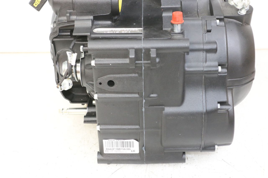 photo de MOTOR ROYAL ENFIELD SCRAM 411 (2022 - 2024) - Overzicht