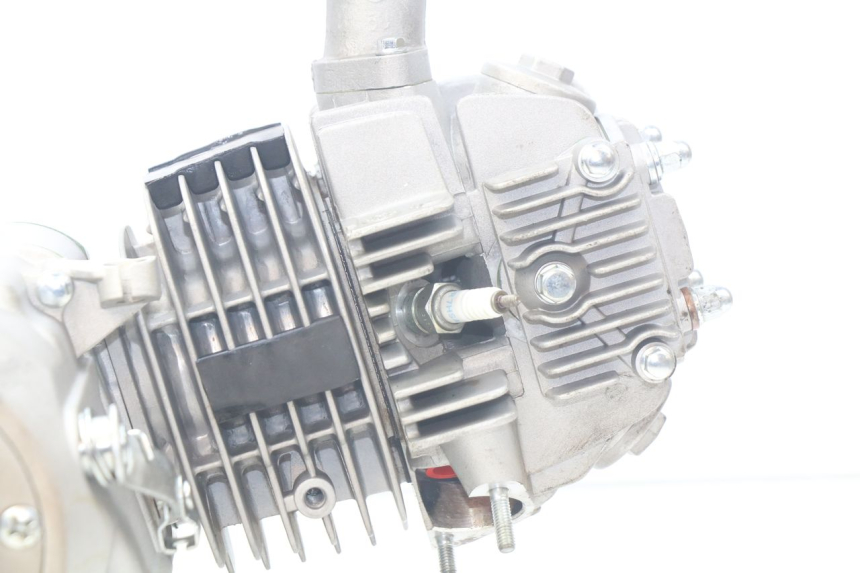photo de MOTOR APOLLO RXF 125 - Staat van het oppervlak