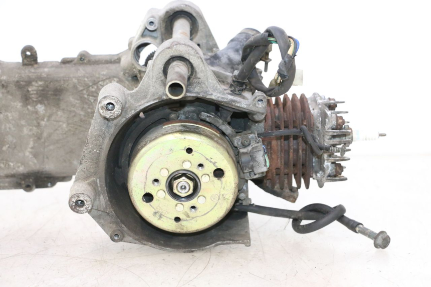 photo de MOTOR KEEWAY RY6 2T 50 (2011 - 2019) - Visuele inspectie