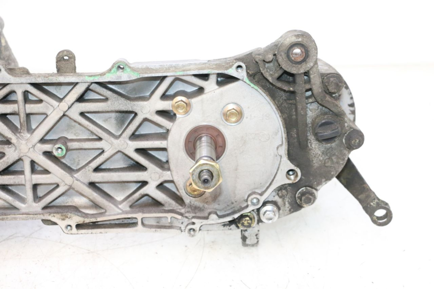 photo de MOTOR KEEWAY RY6 2T 50 (2011 - 2019) - Andere kijkhoek
