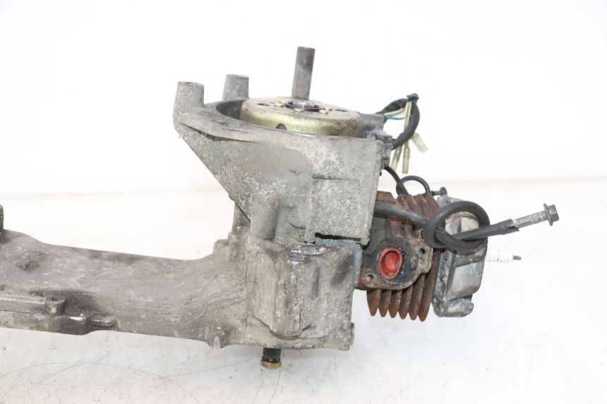 photo de MOTOR KEEWAY RY6 2T 50 (2011 - 2019) - Staat van het oppervlak