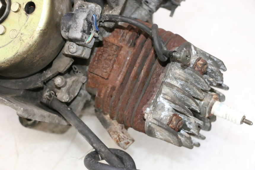 photo de MOTOR KEEWAY RY6 2T 50 (2011 - 2019) - Markeringen en referenties