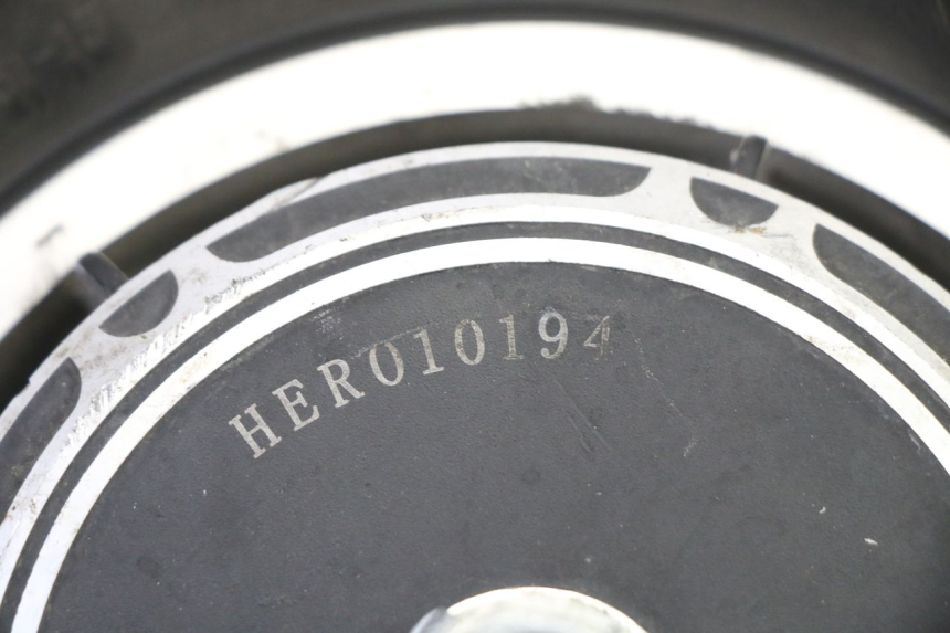 photo de MOTOR HERO S10 1 - Zoom op gebruiksstaat