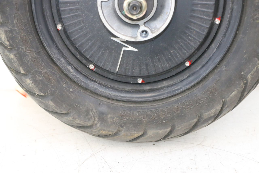 photo de MOTOR BAIKU SAKURA 1 (2021 - 2025) - Focus op structuur