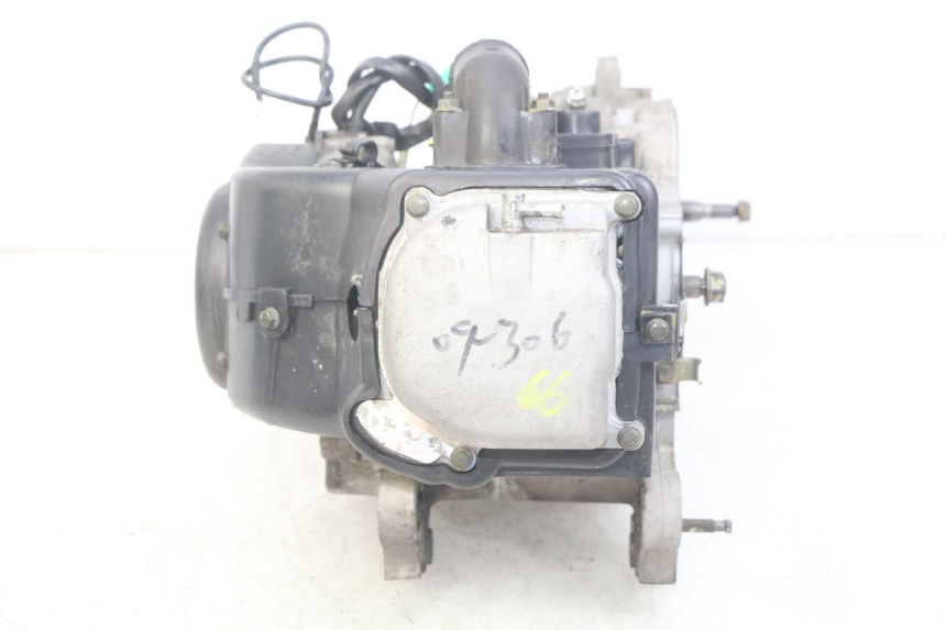 photo de MOTOR JM MOTORS SANTANA 50 (2014 - 2023) - Kenmerkende details