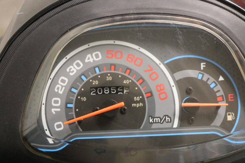 photo de MOTOR JM MOTORS SANTANA 50 (2014 - 2023) - Focus op structuur