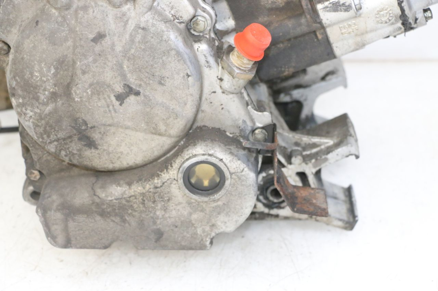 photo de MOTOR PEUGEOT SATELIS COMPRESSOR K15 125 (2006 - 2009) - Detail van het onderdeel
