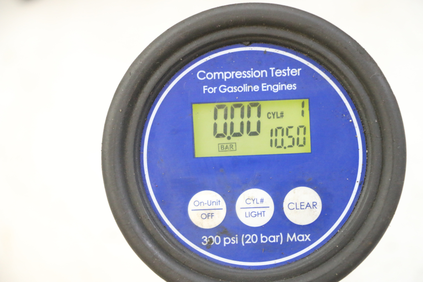 photo de MOTOR PEUGEOT SATELIS COMPRESSOR K15 125 (2006 - 2009) - Bevestigingspunten